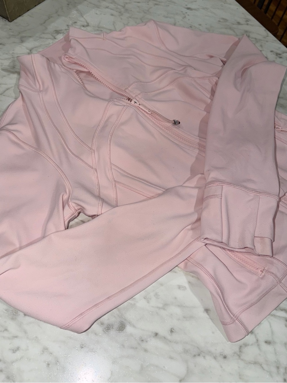 Lululemon Define Cropped Jacket, size 6! Pink, Strawberry Milkshake! - Picture 2 of 9